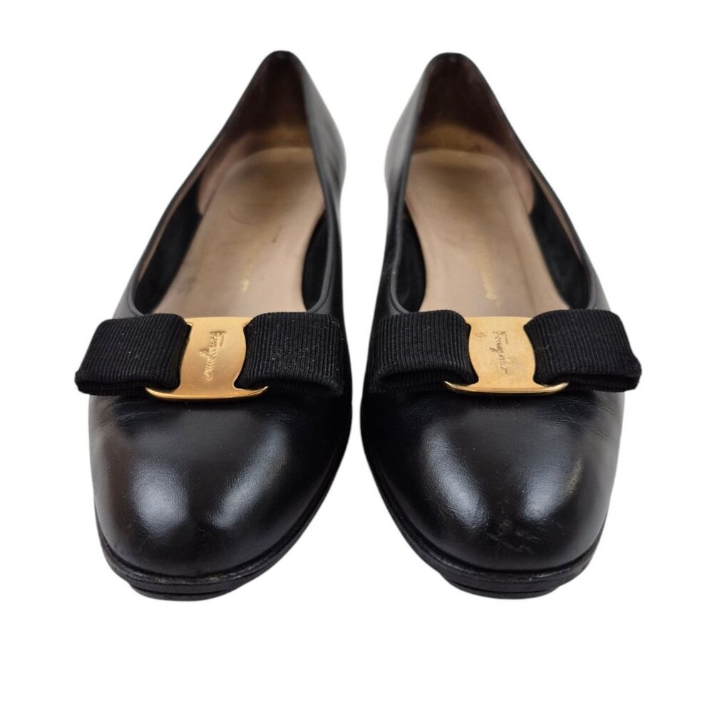 Salvatore Ferragamo Pumps Womens Size 9.5M Black Leather Shoes Bow Italy - Picture 9 of 13